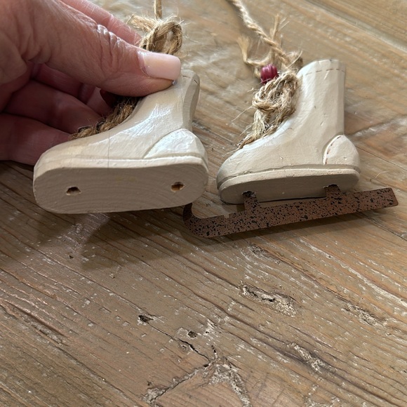 Ice Skate Ornaments Bundle of 9 - Picture 6 of 17